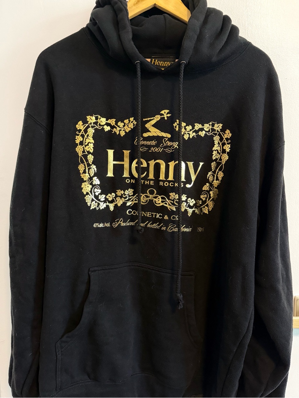 Authentic Hennessey - Henny on the Rocks Hoodie in Size Large